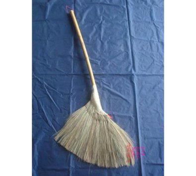 **好幫手生活雜鋪＆勁讚生活百貨**關刀掃